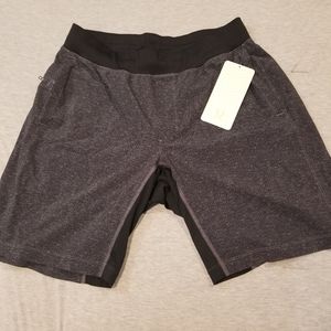 Large Grey Lululemon T.H.E 9” Linerless Short